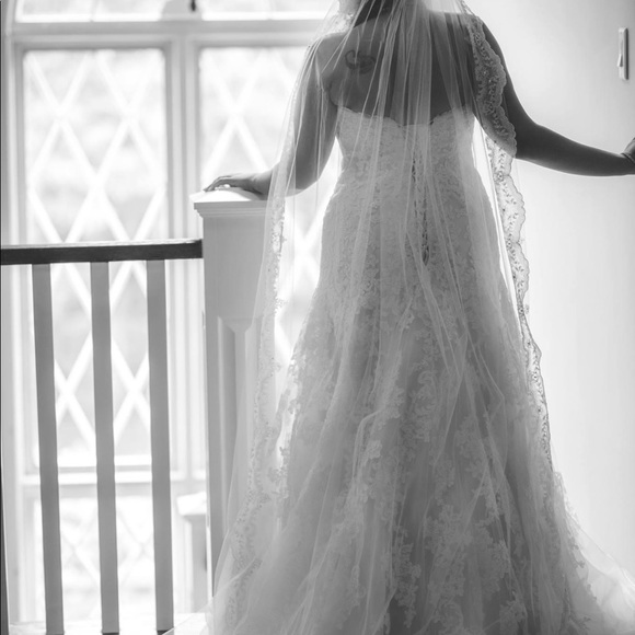 Essence of Australia Wedding Dress - Picture 7 of 11